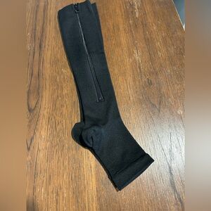 🔥🆕🔥Toeless Compression Socks with Zipper